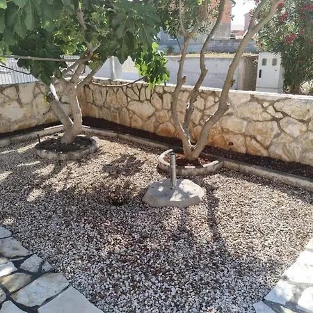 Apartmán Charmante- Sonnige By Interhome Vir