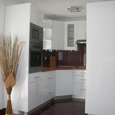 Appartement Charmante- Sonnige By Interhome
