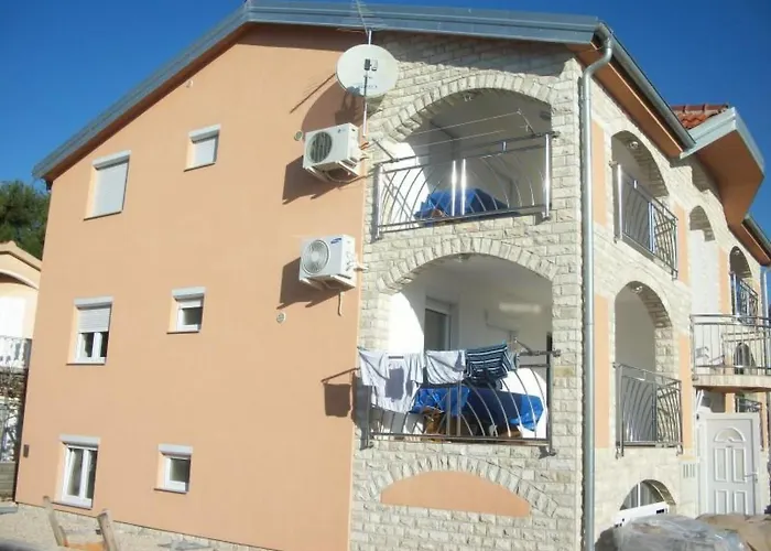Charmante- Sonnige By Interhome Vir